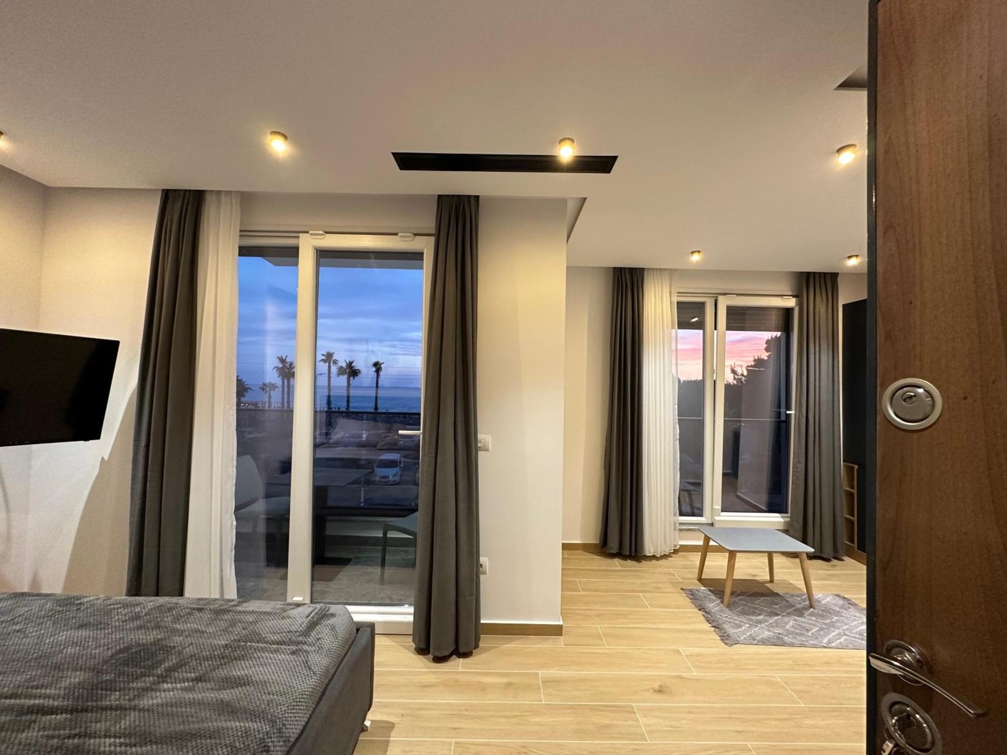 Aral Sea View Apartments & Suites Shëngjin 외부 사진